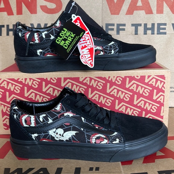 Vans Old Glow Frights Black/Black Men’s - Picture 2 of 16